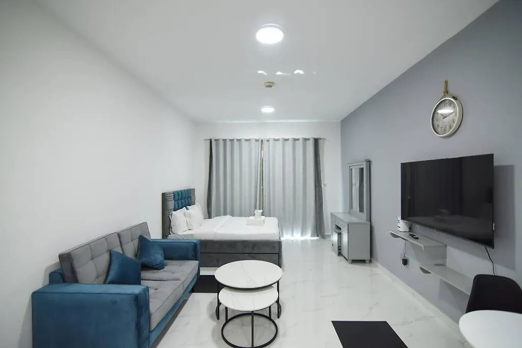 Luxury Studio - Impz - Dubai Production City شقة