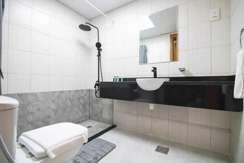 Luxury Studio - Impz - Dubai Production City 0*,